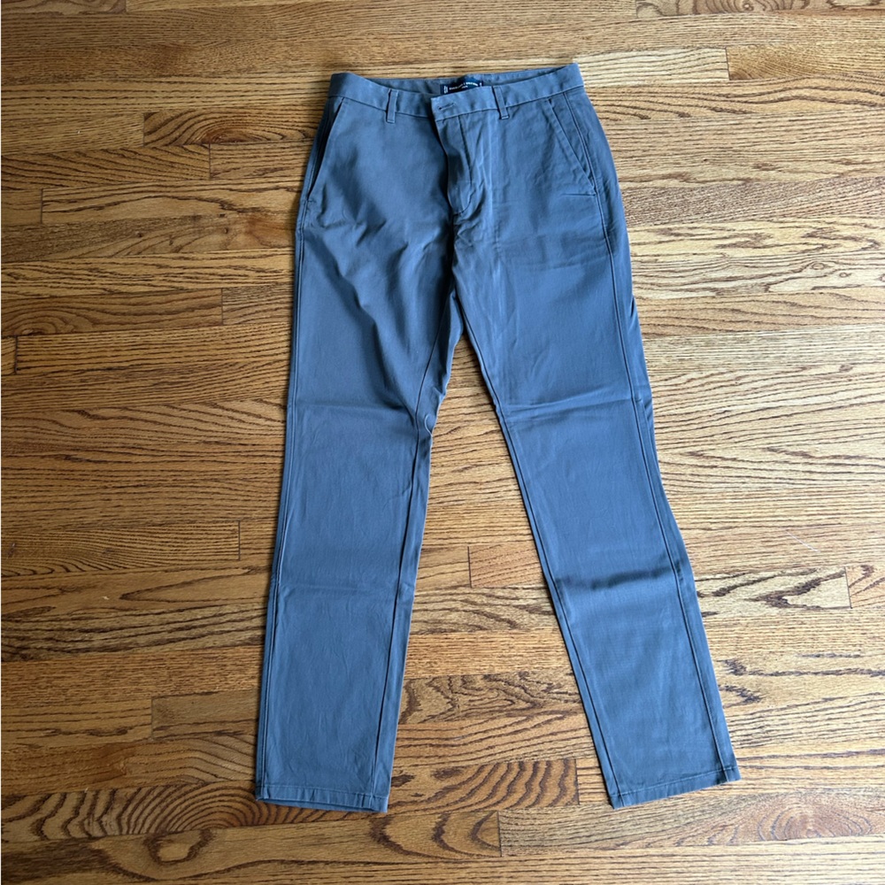Everlane Men's Chinos in Slate Gray